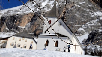 Chiesa S.Croce  Pension Mirandola alta badia, dolomiten, südtirol, tourismus, urlaub