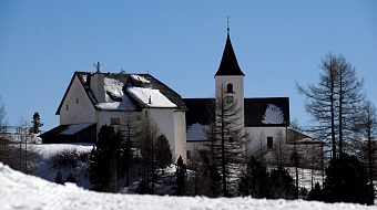 Chiesa S.Croce  Pension Mirandola alta badia, dolomiten, südtirol, tourismus, urlaub