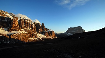 Sellagruppe und Langkofel im Sonnenuntergang